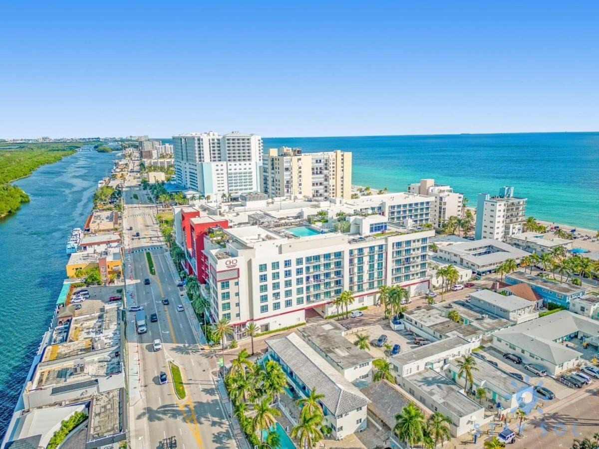 Rooftop Pool & Hot Tub - Gym - Hollywood Beach Экстерьер фото