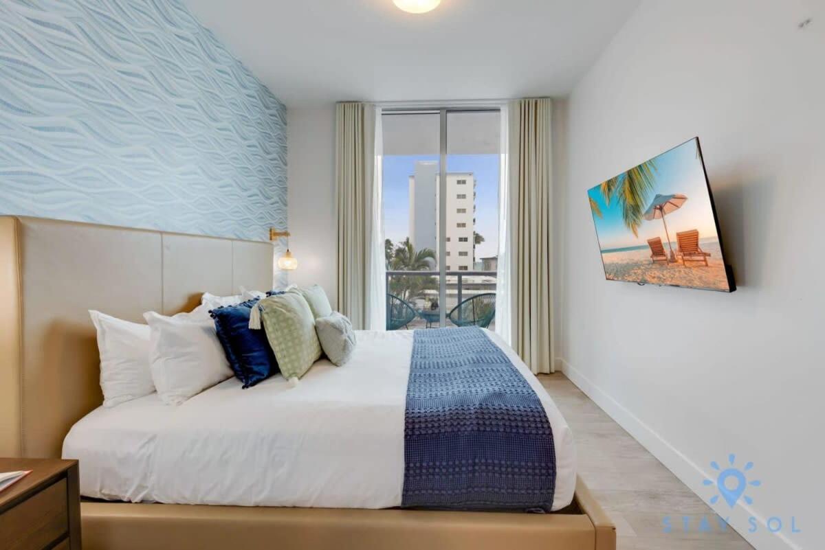 Rooftop Pool & Hot Tub - Gym - Hollywood Beach Экстерьер фото
