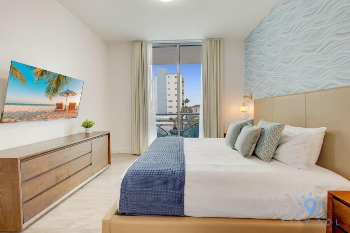 Rooftop Pool & Hot Tub - Gym - Hollywood Beach Экстерьер фото